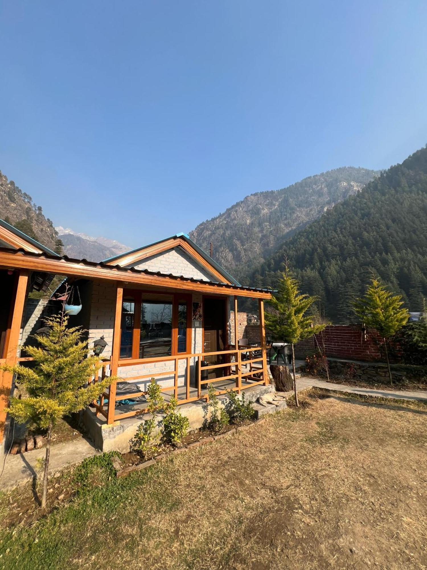 Lee Garden Himalayan Wooden Cottages Kasol Exterior foto